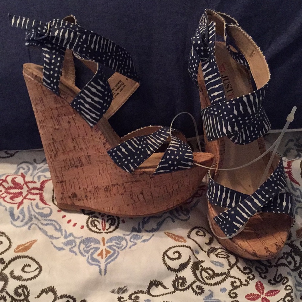 Shoes - Picture 2 of 2
